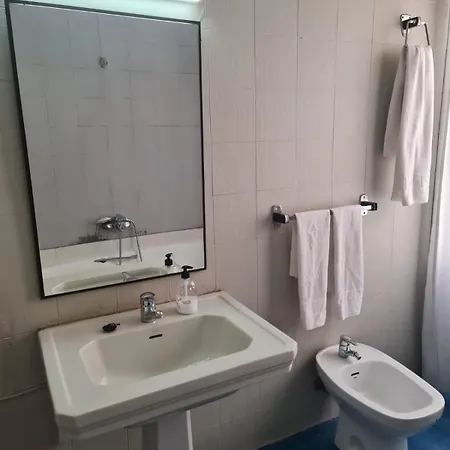 בית אירוח Apartamento Ros גרנדה